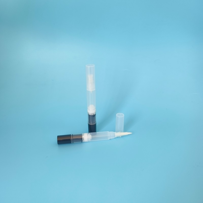 High Quality Fashionable 4ml Empty Lip Gloss Tube Nail Care