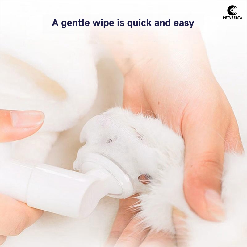 Waterless Pet Paw Cleaning Foam Dog Cat Foot Care with Silicone Brush