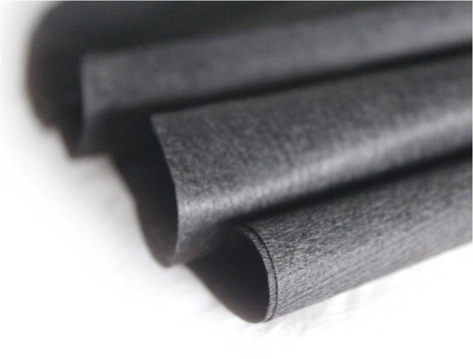 Magnetic Therapy Facial Sheet Mask for Improved Blood Flow and Hydration