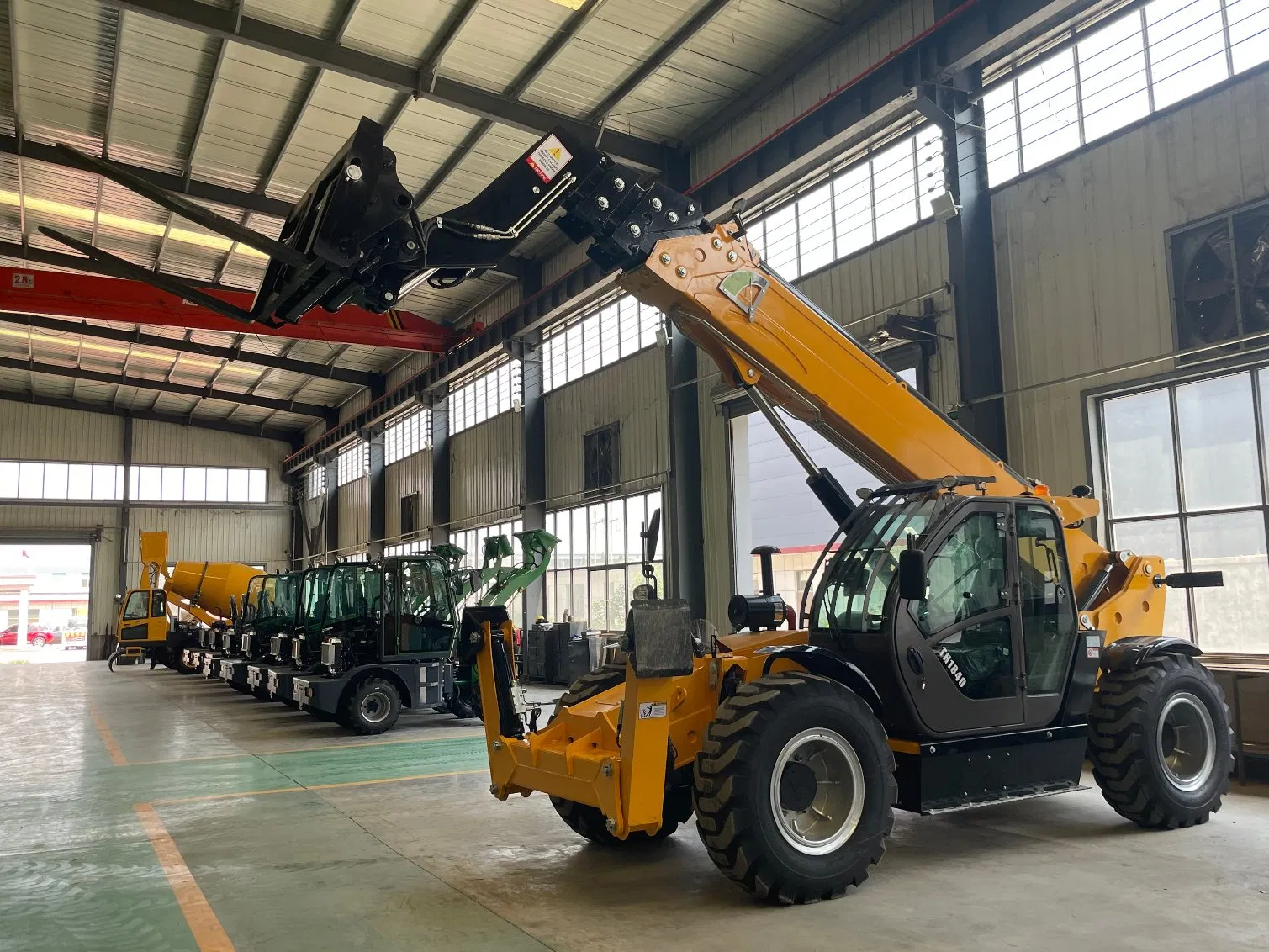 Telescopic Handler with 18m Lifting Height 4ton Lift Capacity for Sale