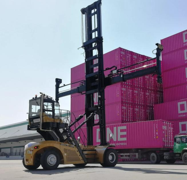 9t Sdcy90K7h1 Empty Container Handler for 20gp*40gp/40hq Use