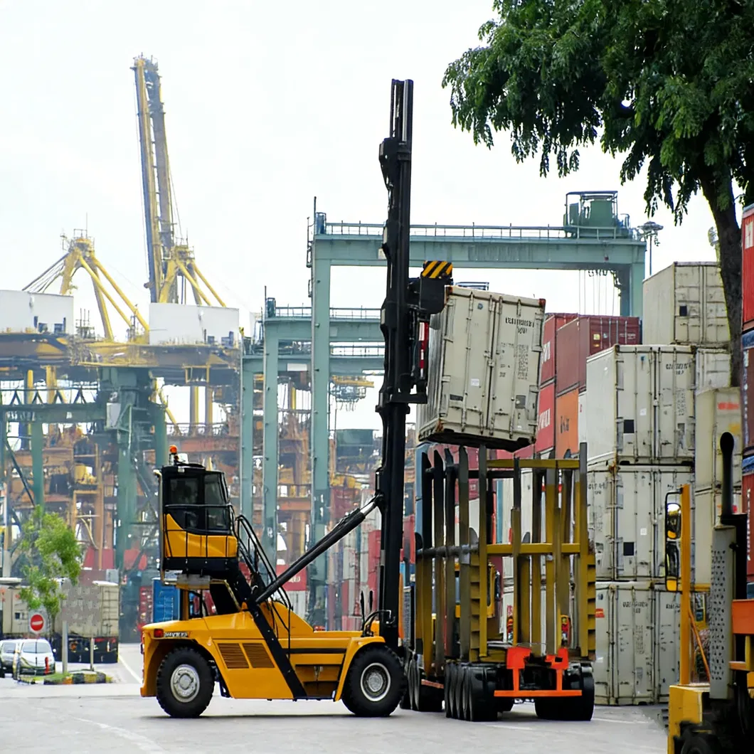 Container Handler Photo 1