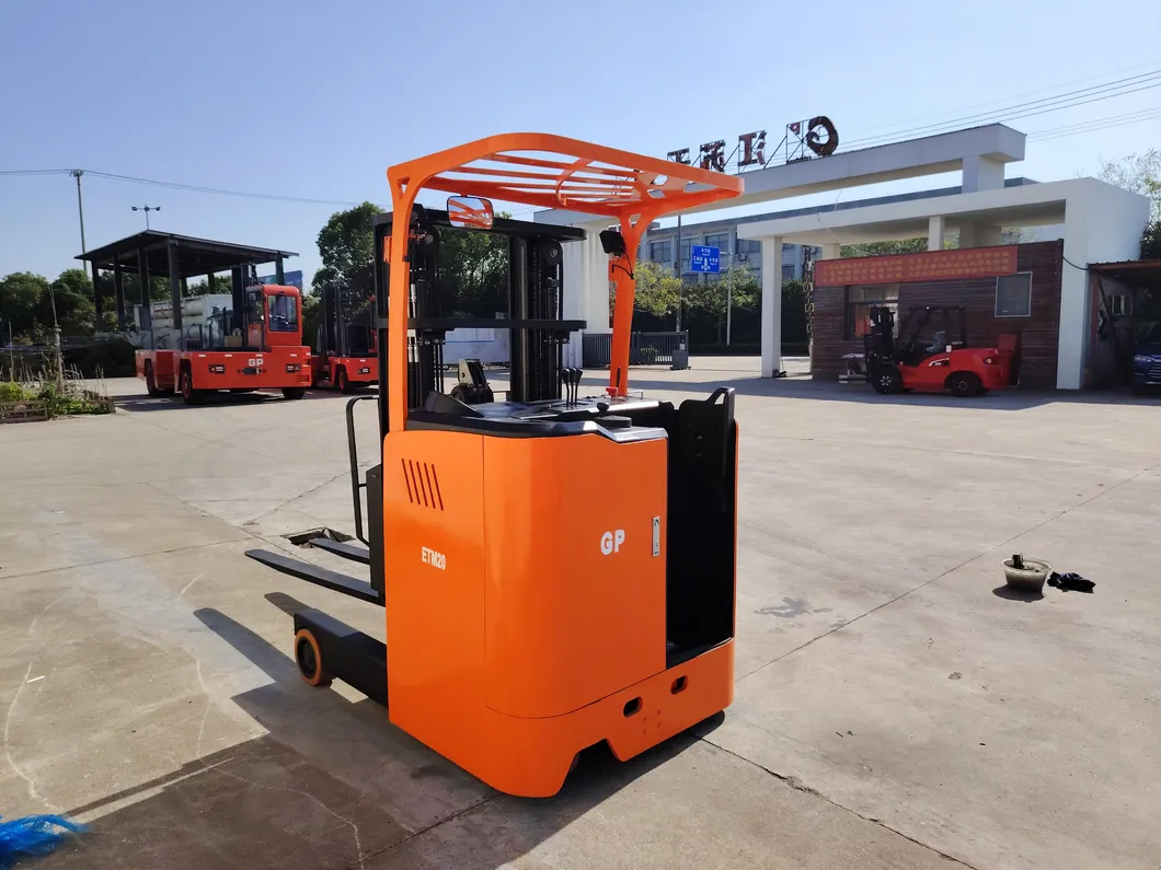 Electric Reach Truck View 4