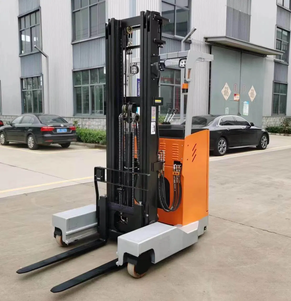 Reach Truck Side Loader Stacker Electric Pallet Truck Reach Stacker Electric Pallet Truck Electric Multi Directional Forklift All Directions Forklift