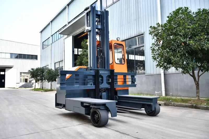 Electric Reach Forklift