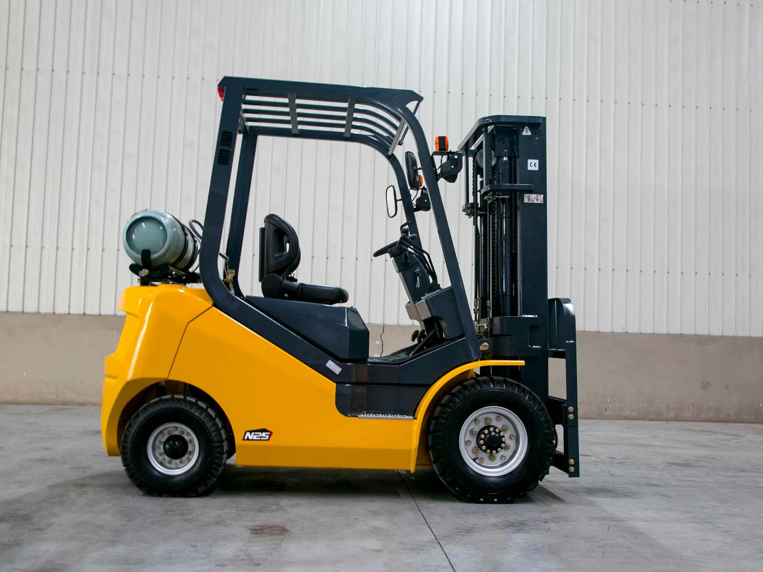 High Quality Xcb-P15 Mini Multi Directional Electric Forklift 1.5ton with Factory Price