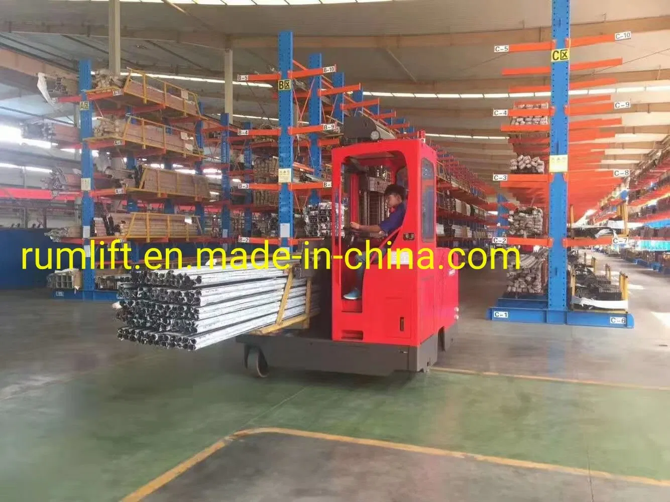 3000kg Narrow Four Multi-Directional Electric Forklift Reach Truck