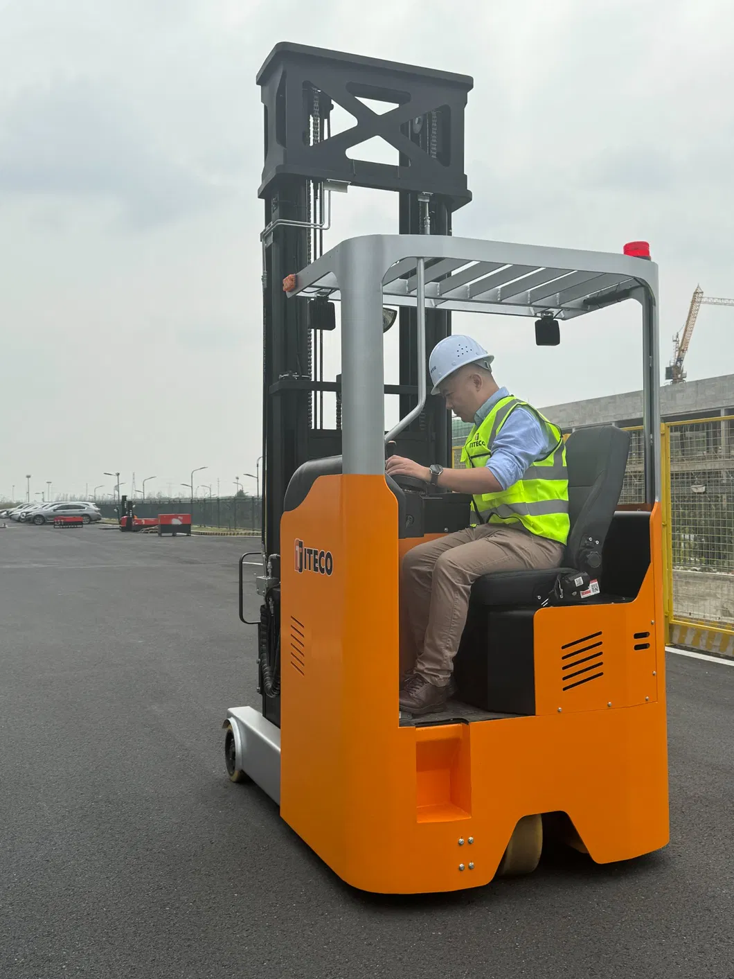 Reach Truck Operation