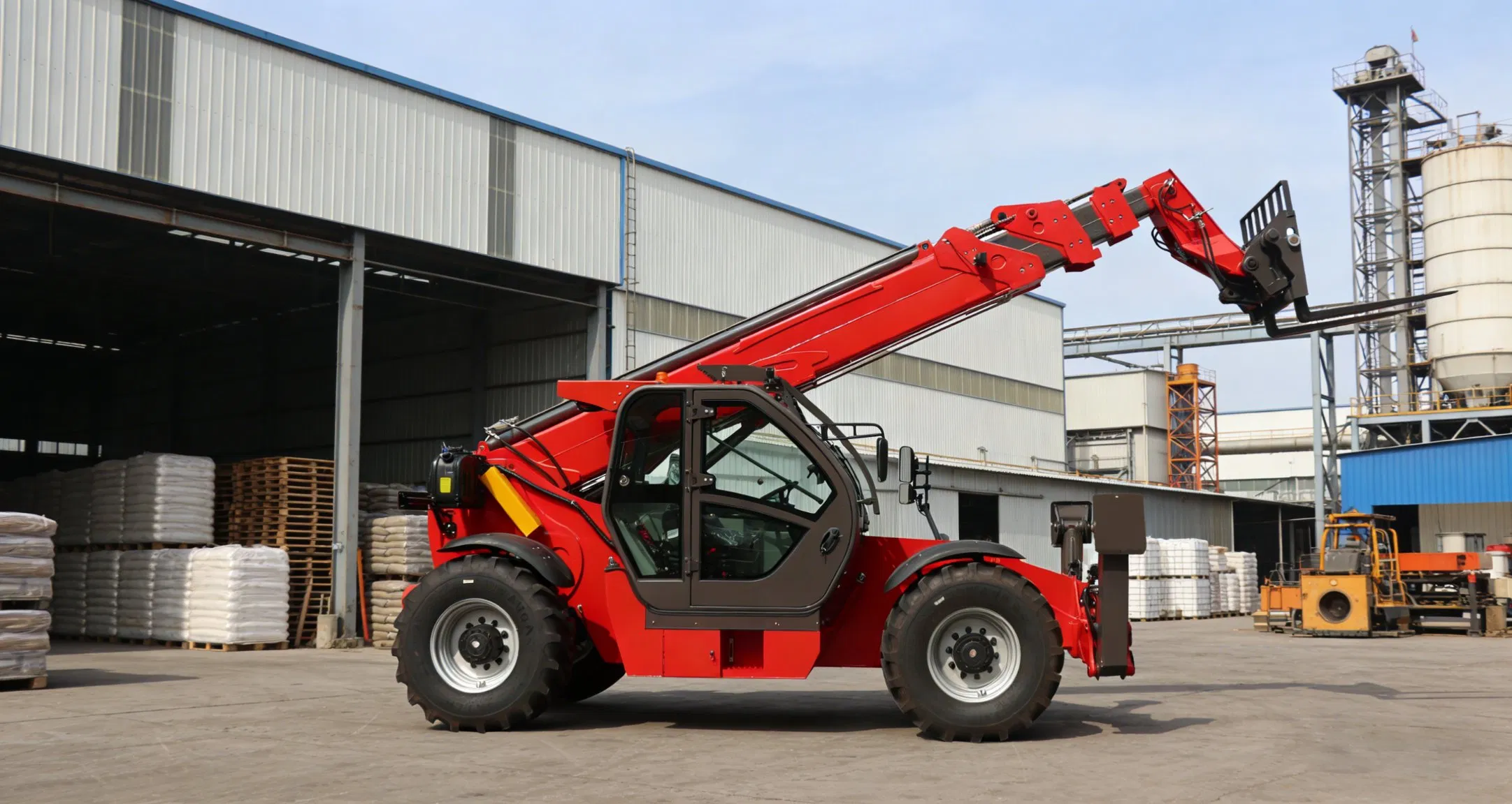 Factory Pricet4018 4000kg Telehandler Small Construction Hydraulic Telehandler Telescopic