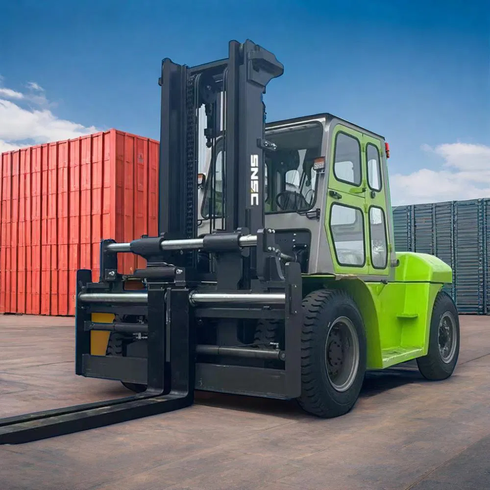 Heavy Duty Forklift Side View