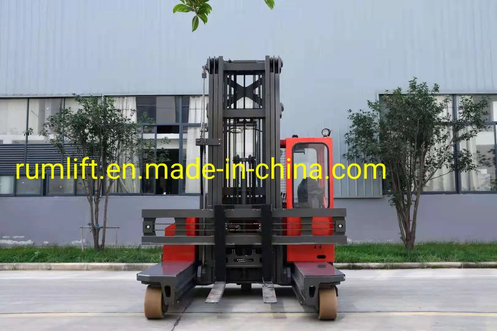 3000kg Narrow Four Multi-Directional Electric Forklift Reach Truck