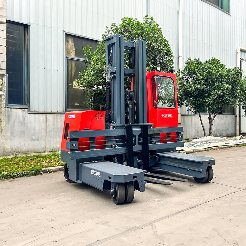 Four Wheels 4ton 4.5ton Multi-Directional Side Loader Electric Forklift