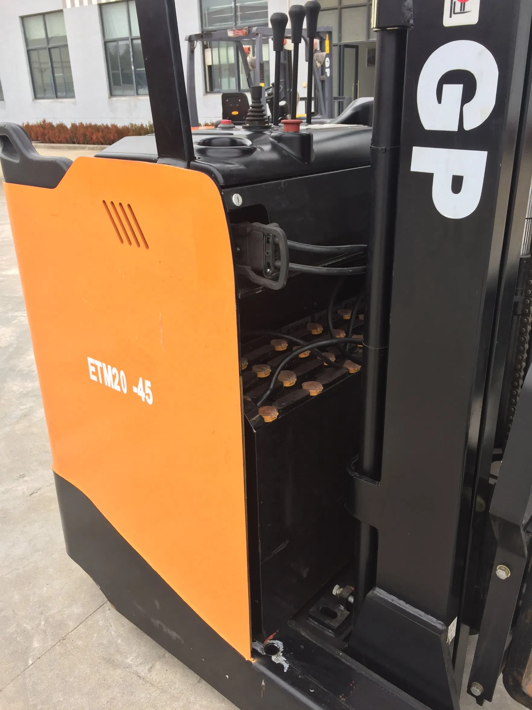 Gp Brand 2ton Electric Reach Truck 4.5m Lift Height Lithium Power Narrow-Aisle Specialist 10% Faster Peration