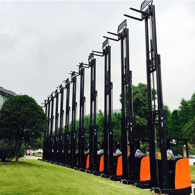 12m 13m 14m Top Lifting Electric Reach Truck