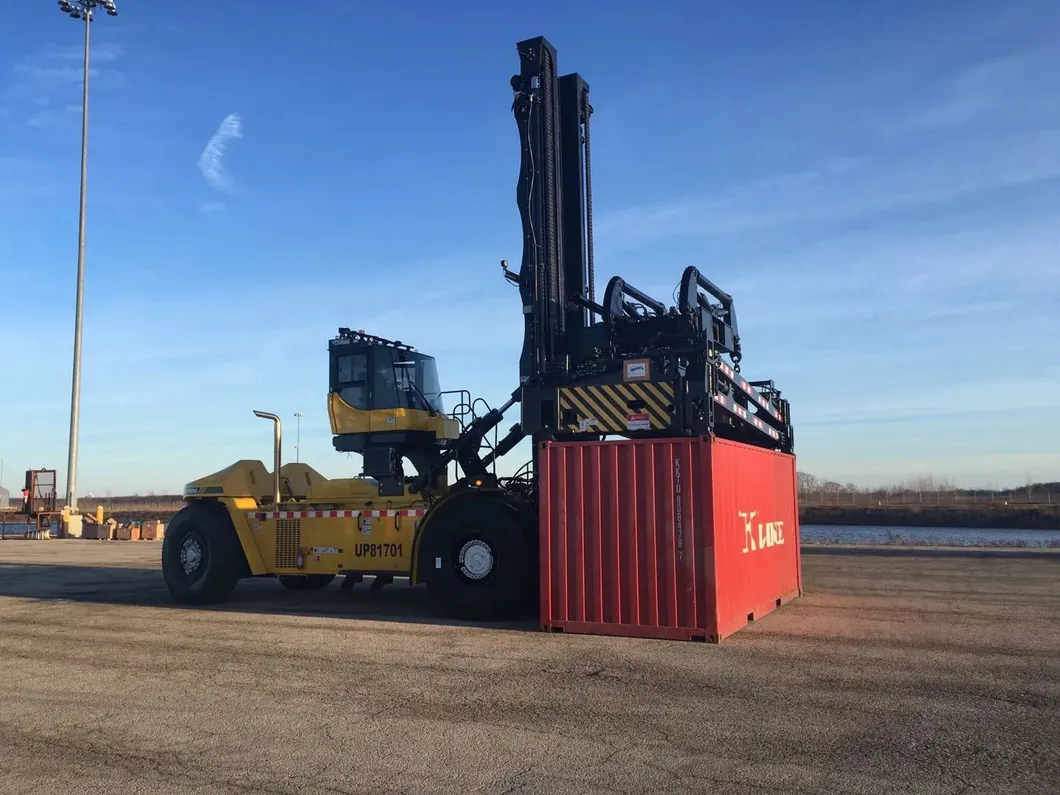 Loaded Container Handler