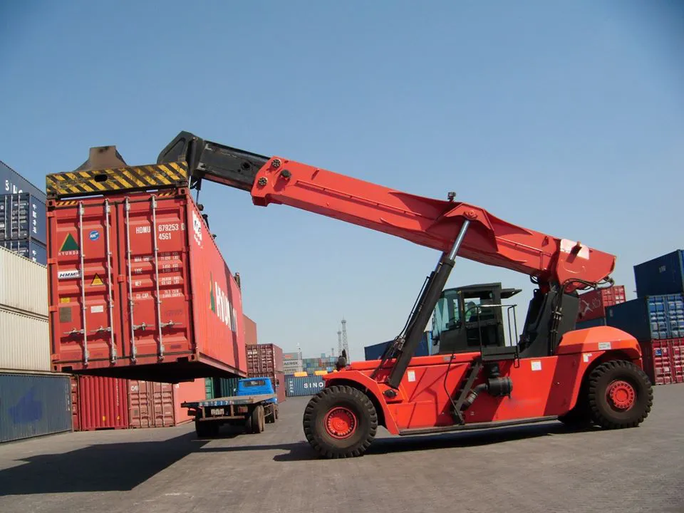 9 Ton Container Handler Details