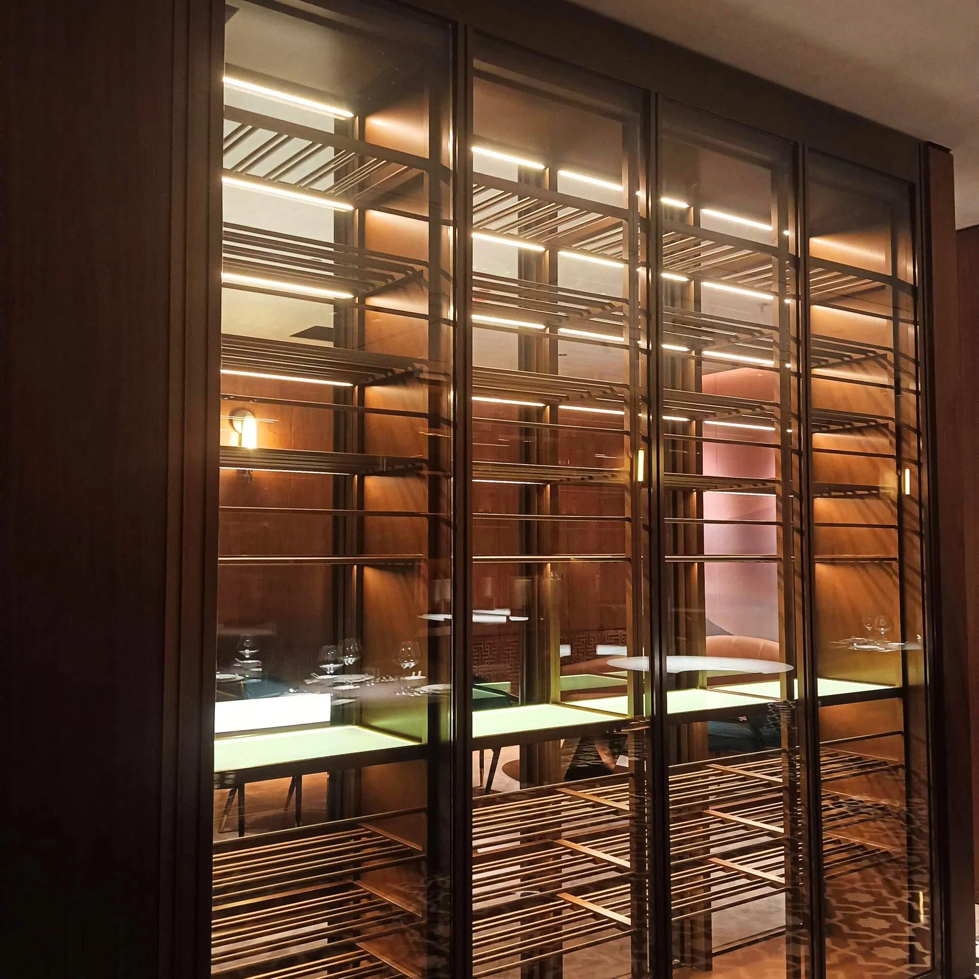 Customizable Luxury Walk-in Wine Cellar with Durable Stainless Steel