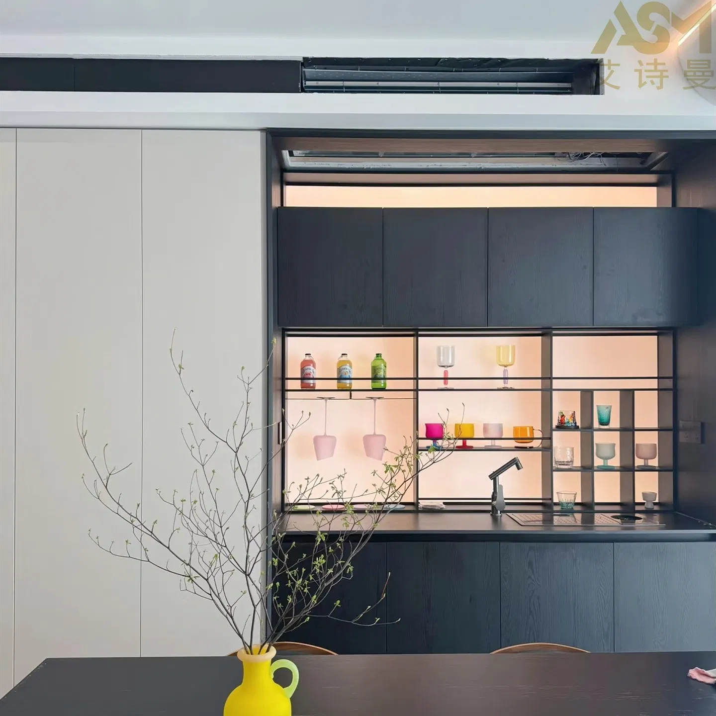 Easy-Assemble Customizable Moisture-Proof Sideboard for Dishes Storage