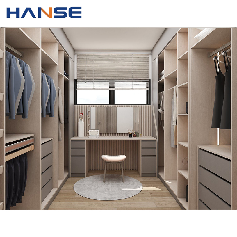 Hotel Furniture Bedroom Modern Built in Wooden Door Closet System Walk in Wardrobe