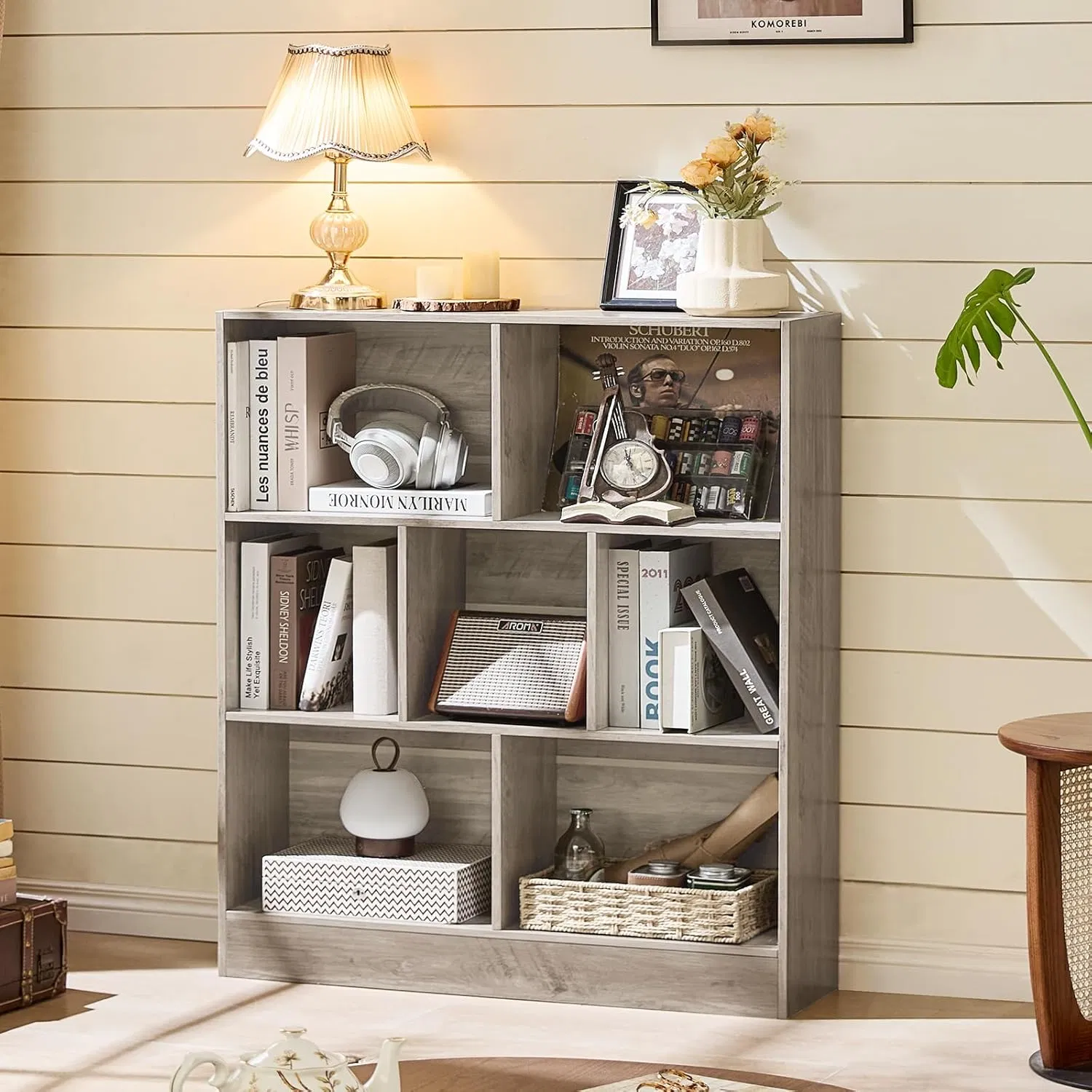 Modern Wooden Bookcase with Multiple Compartments and High Weight Capacity for Home Organization