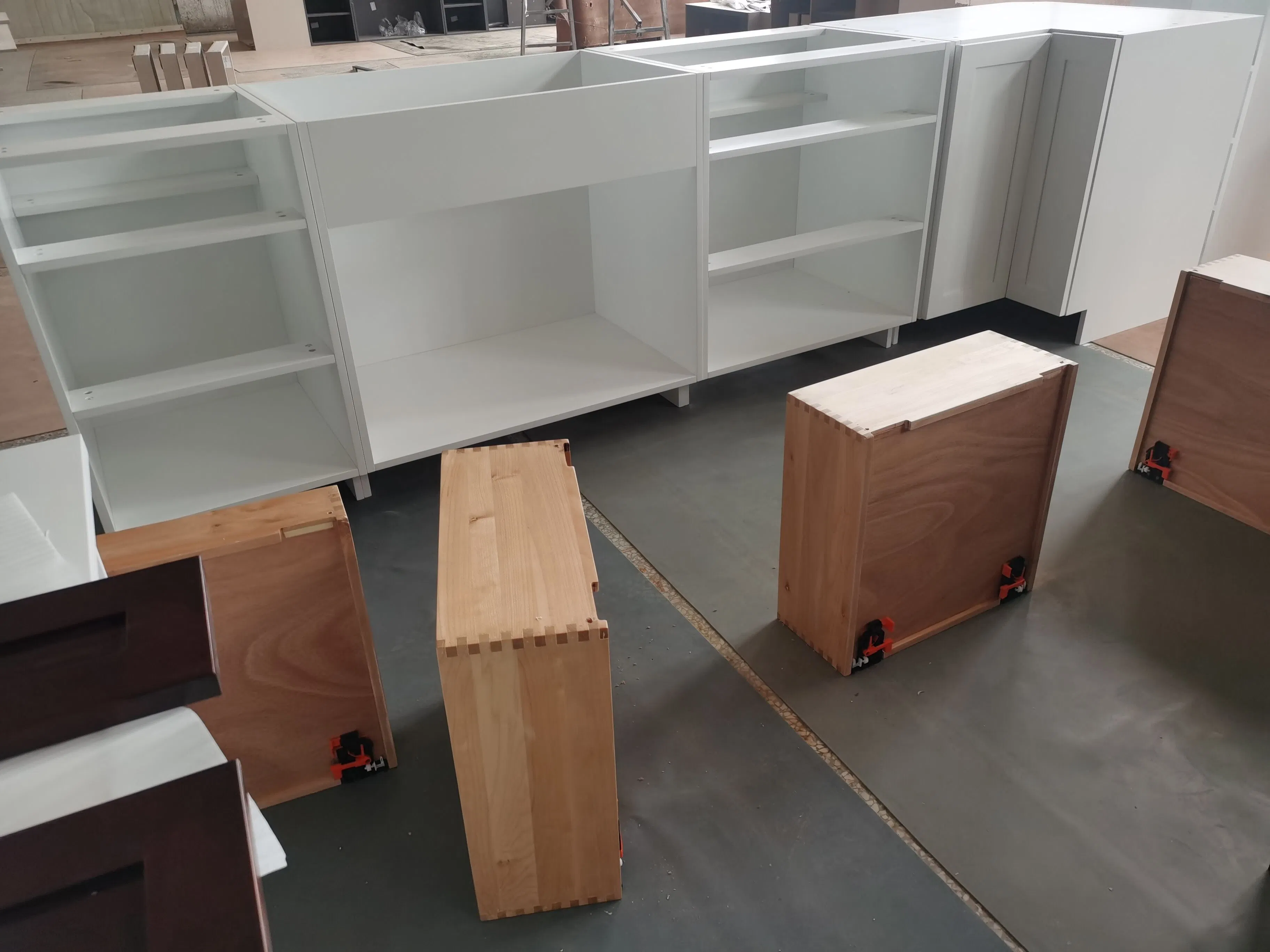 Lacquer L Shape High Gloss Assesories Spain Moden Light Gray Cabinets Wine