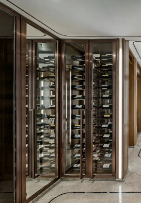 Customized American Antique Luxury Wooden Wine Cabinet for Dining Room