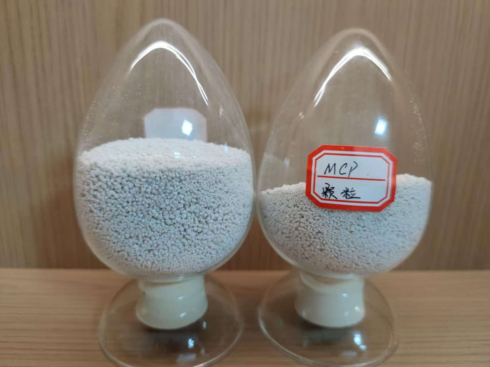 Best Selling MCP Monocalcium Phosphate Feed Additive Bulk Order Discounts Available