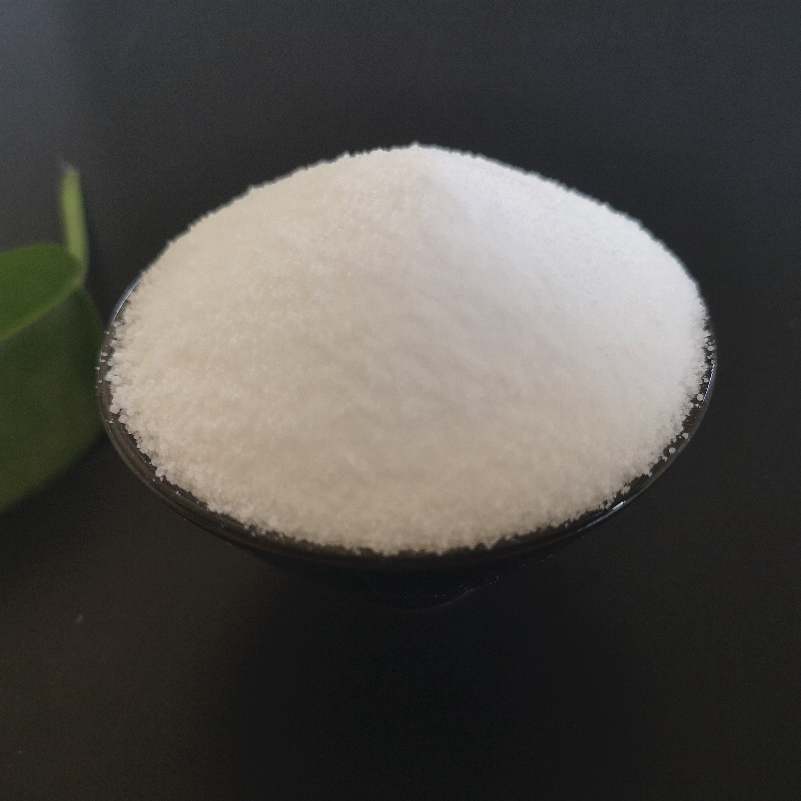 High Quality JIUCHONG Ammonium Chloride 99%min ISO Certified Industrial Fertilizer Agricultural Grade Powder NH4Cl 25 Tons MOQ