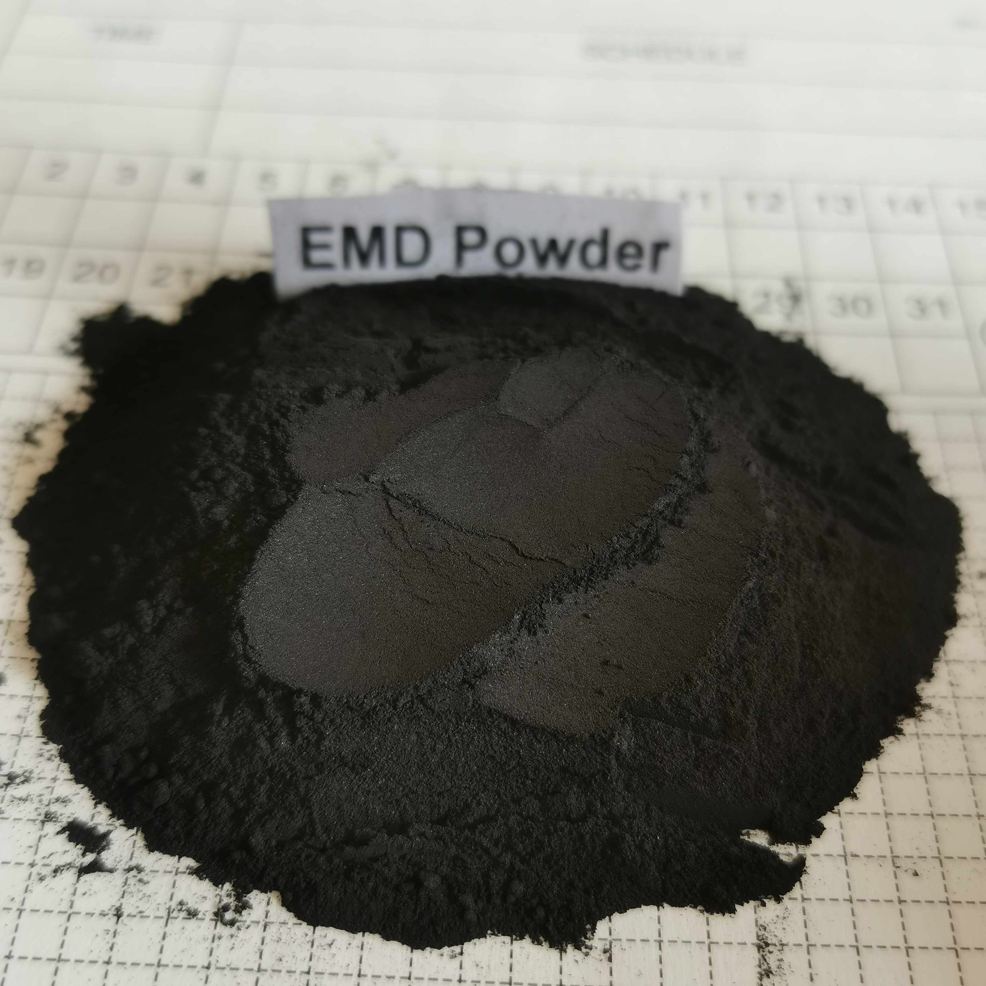 High Purity 92% Electrolytic Battery Grade MnO2 Powder Manganese Oxide 150-200 Mesh Monthly Output 2000 Tons