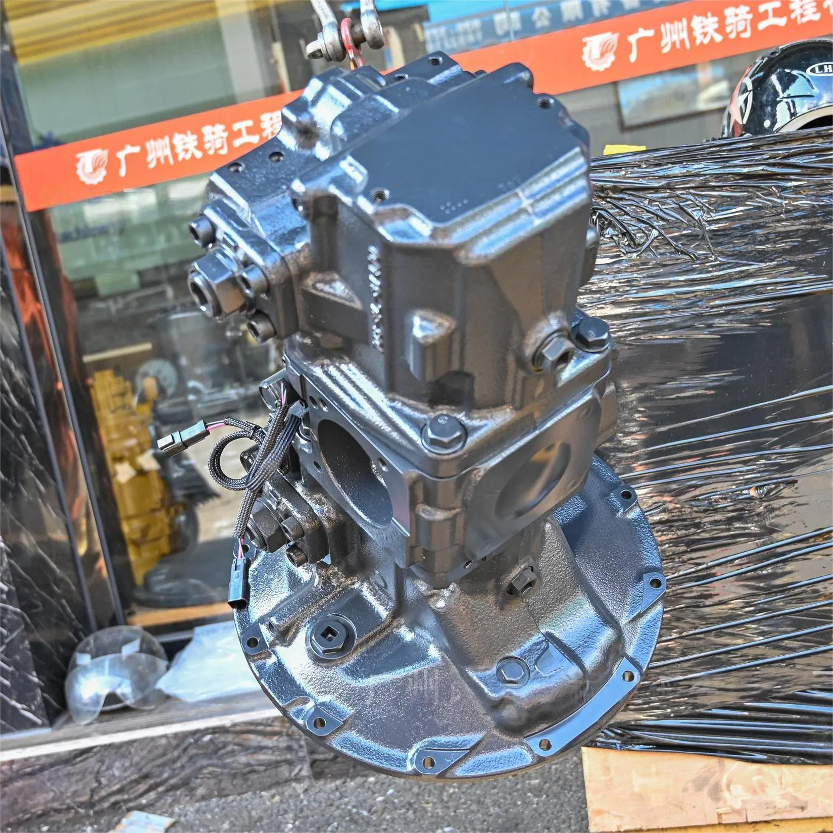 Komatsu PC200 220 240-8mo Hydraulic Pump Assembly 708-2L-00400 Main Pump Original Excavator