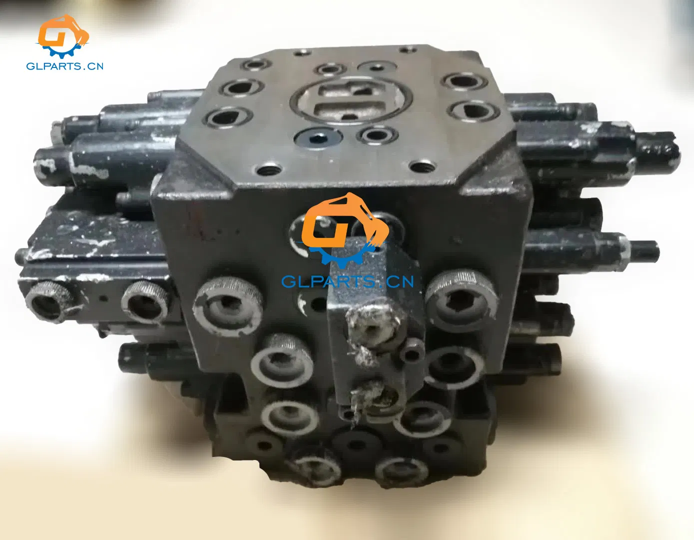 Mini Excavator Parts, Sk60sr Sk70sr Excavator Distribution Valve /Hydraulic Control Valve/Distributor for Kobelco