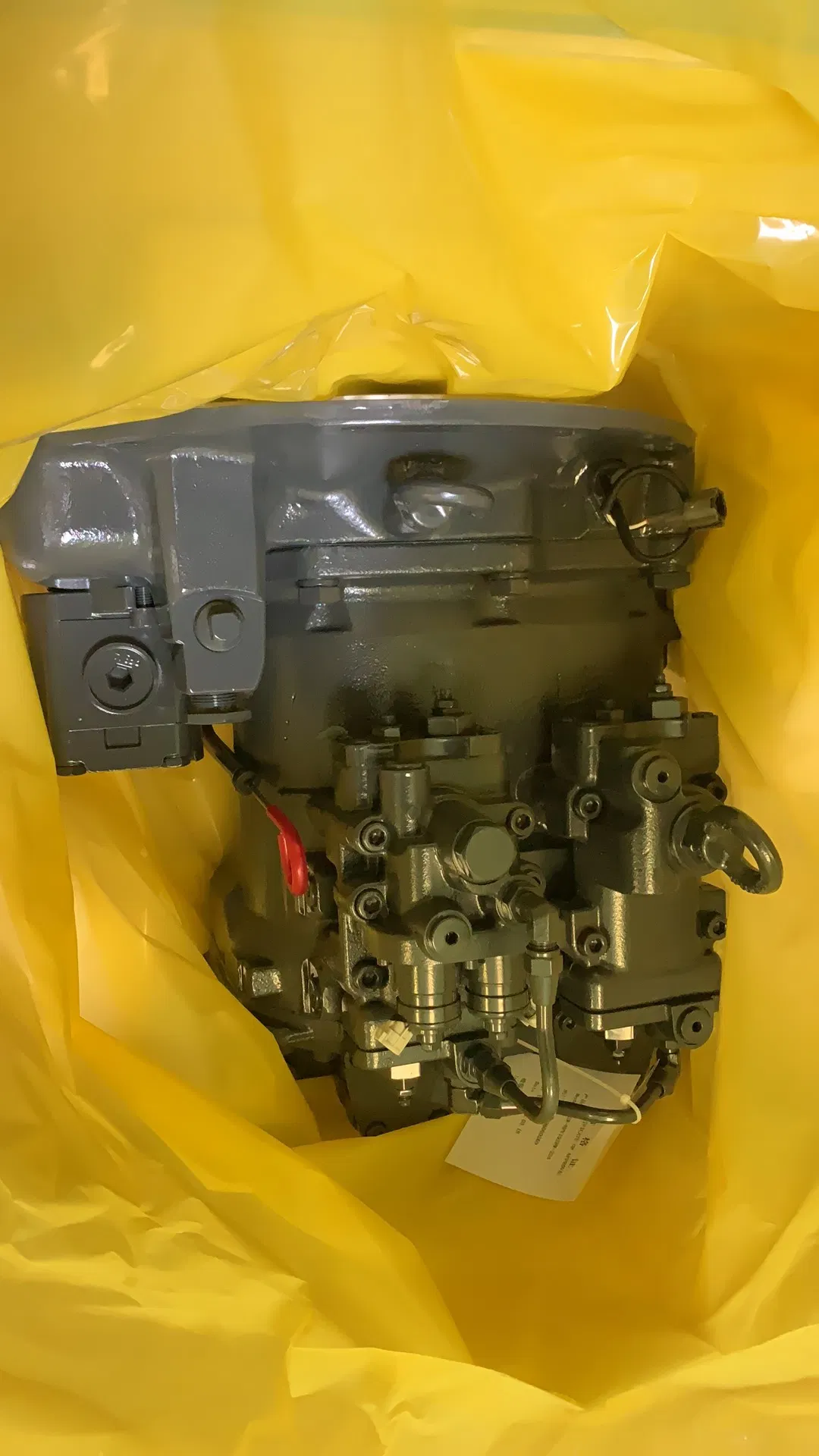 Hpv102 9195235 Hydraulic Piston Pump Main Pump for Hitachi Ex200-5 Ex220-5 Ex270-5 Excavator Hydraulic Pump