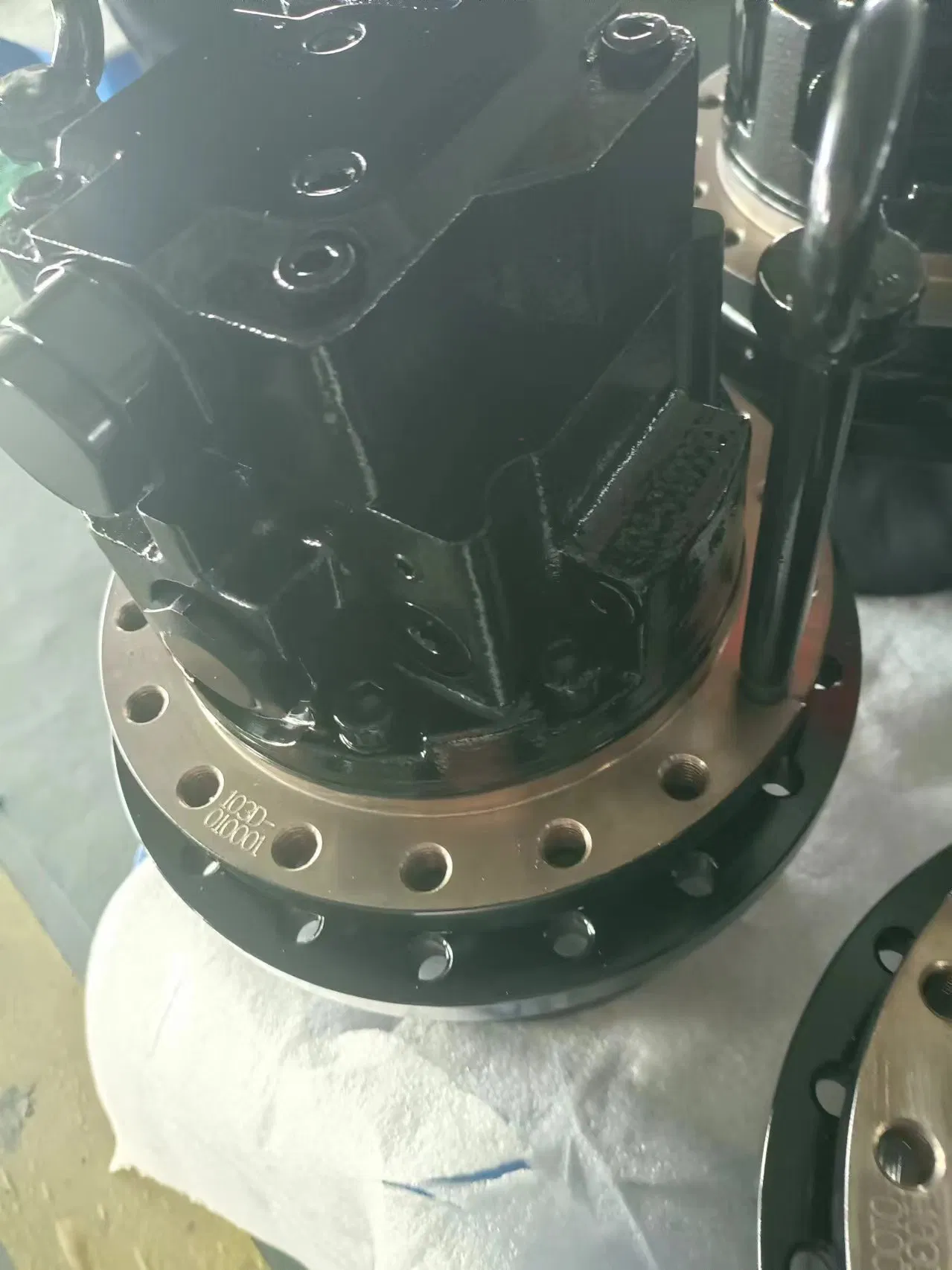 ISO Certificated Travel Motor/Final Drive /Hydraulic Motor for 1.8-2.5ton Excavator