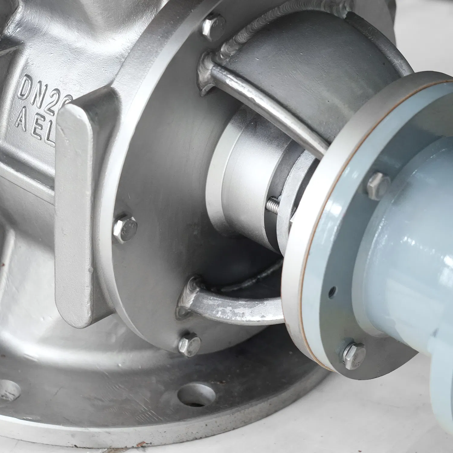 High Temperature Standard Model Abrasion Resistant Chrome Plated Industrial Round Flange Rotary Control Valve