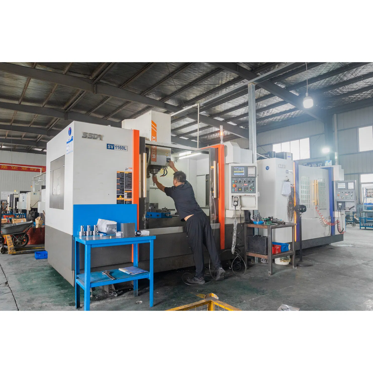 Hydraulic Cylinders Standard Components and Custom-Made Parts