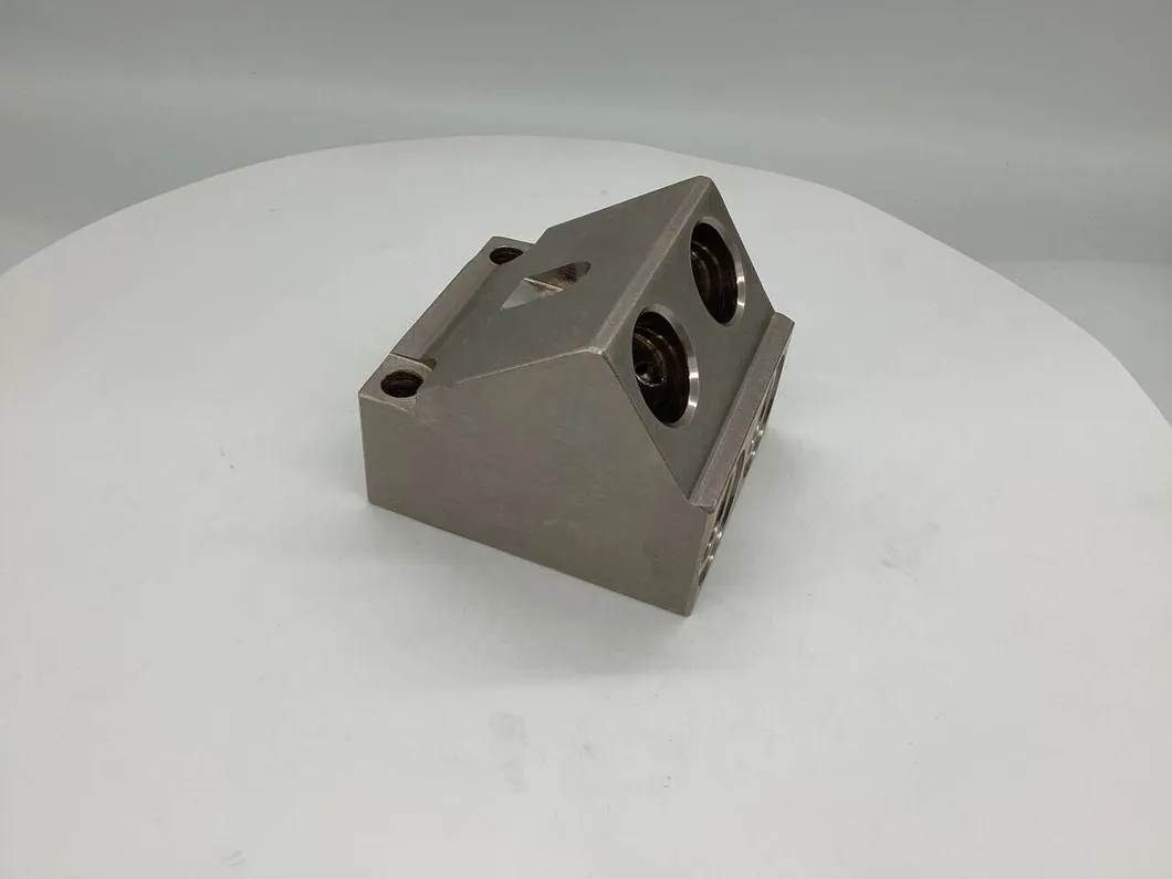 Hydraulic Valve Block View 1