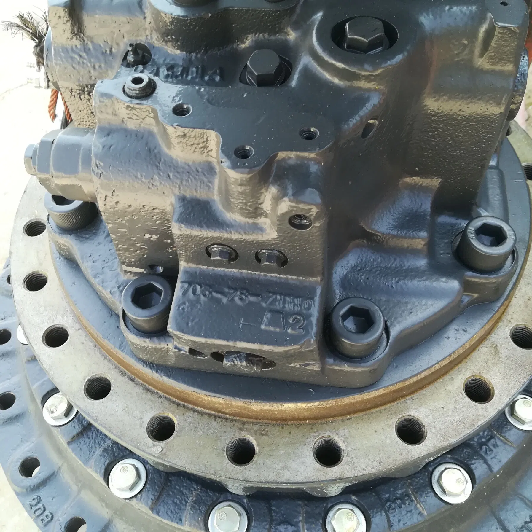 Komat Su PC400-7 400-6 400-8 Hydraulic Final Drive Assy 706-8j-01012 208-27-00280 208-27-00281 Travel Motor