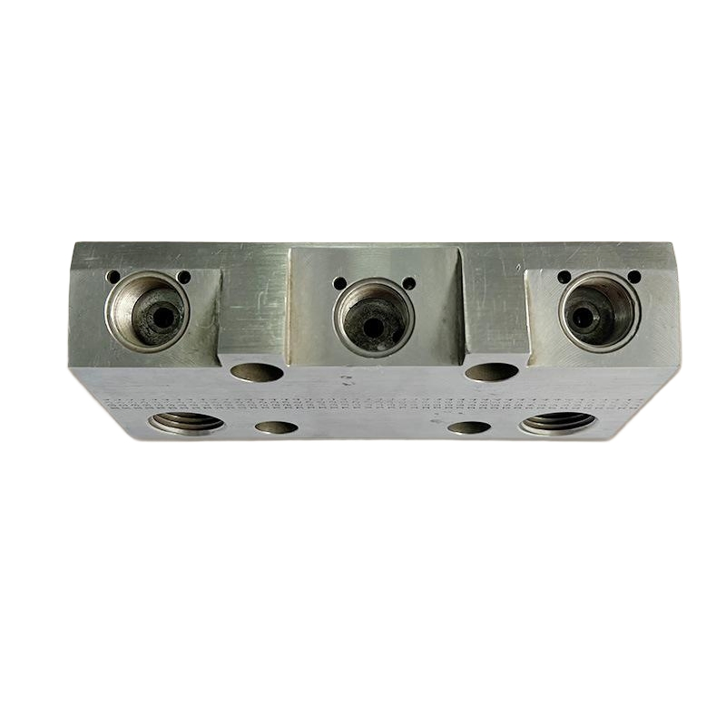 CNC Carbon Steel Air Control Cartridge High Pressure Hydraulic Oil Circuit 3 Valve Manifold Block