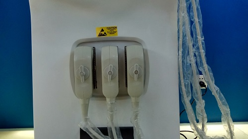 Carro de equipo hospitalario B/N máquina de ultrasonido para humanos (THR-US370)