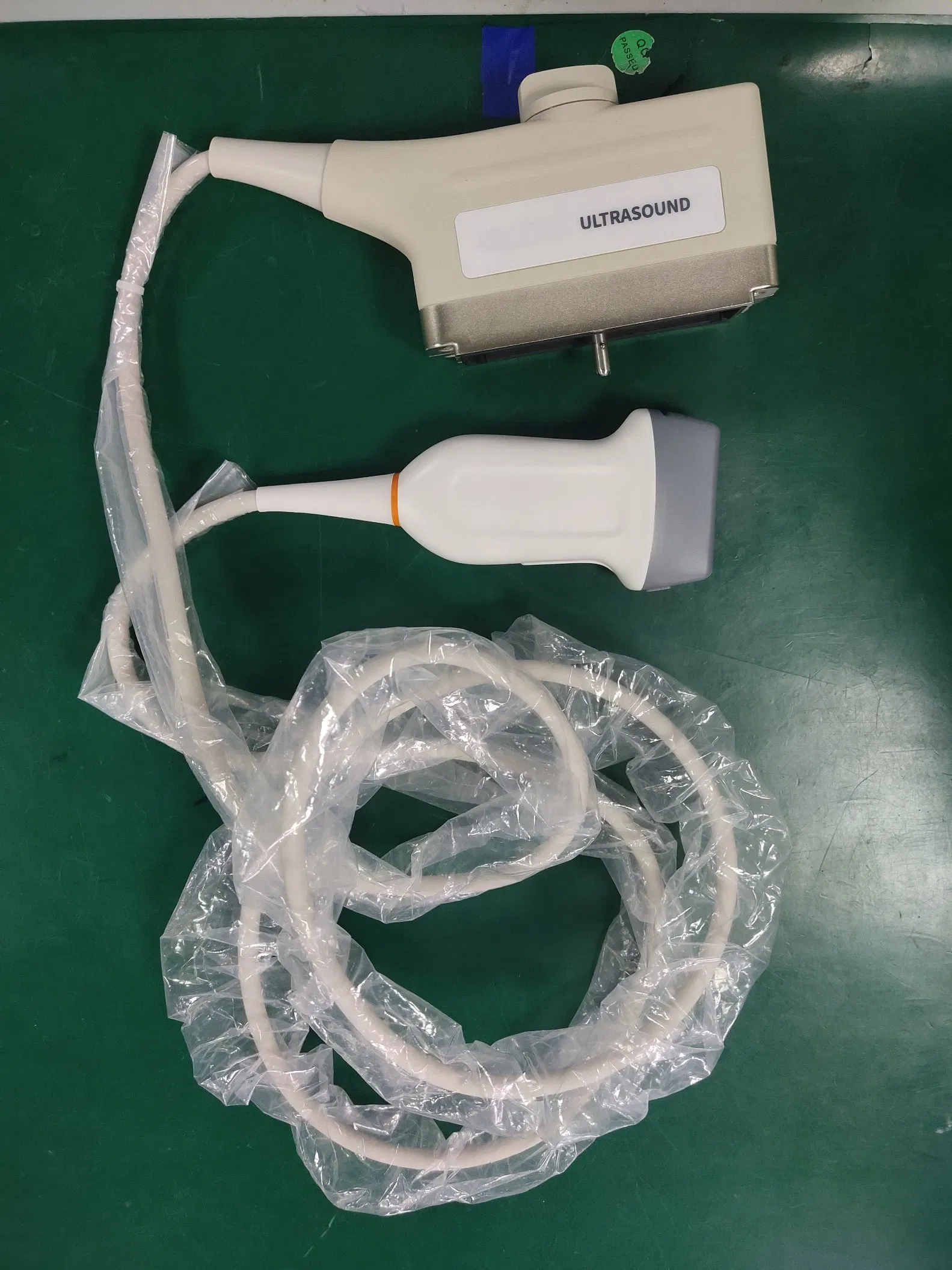 Ltub71 Carro 19 Sistema de Ultrasonido Doppler Color Digital de Alta Definición de Inch para Hospital