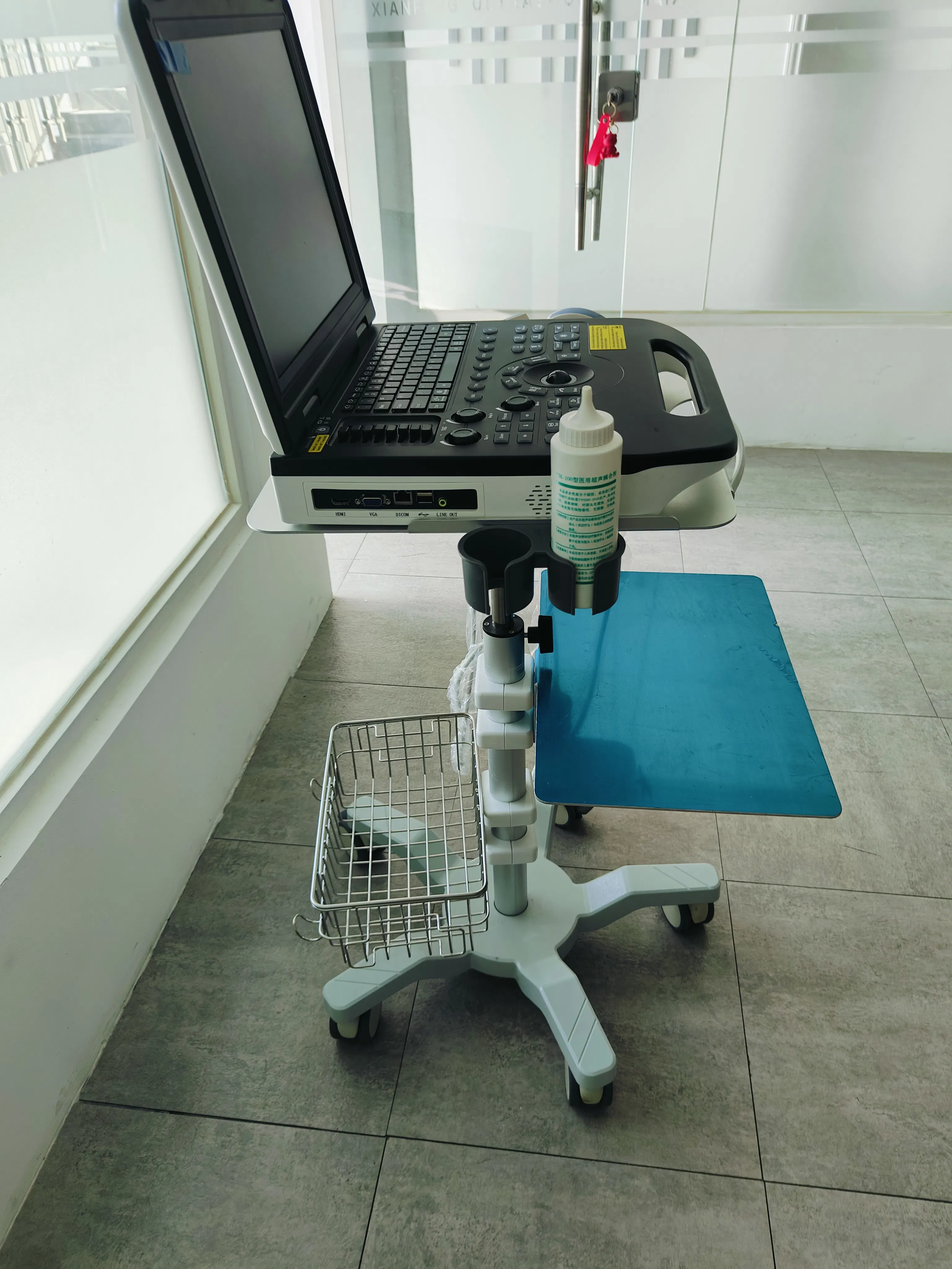 Sistema de Ultrasonido Innovador para Clínicas Médicas y Centros de Diagnóstico
