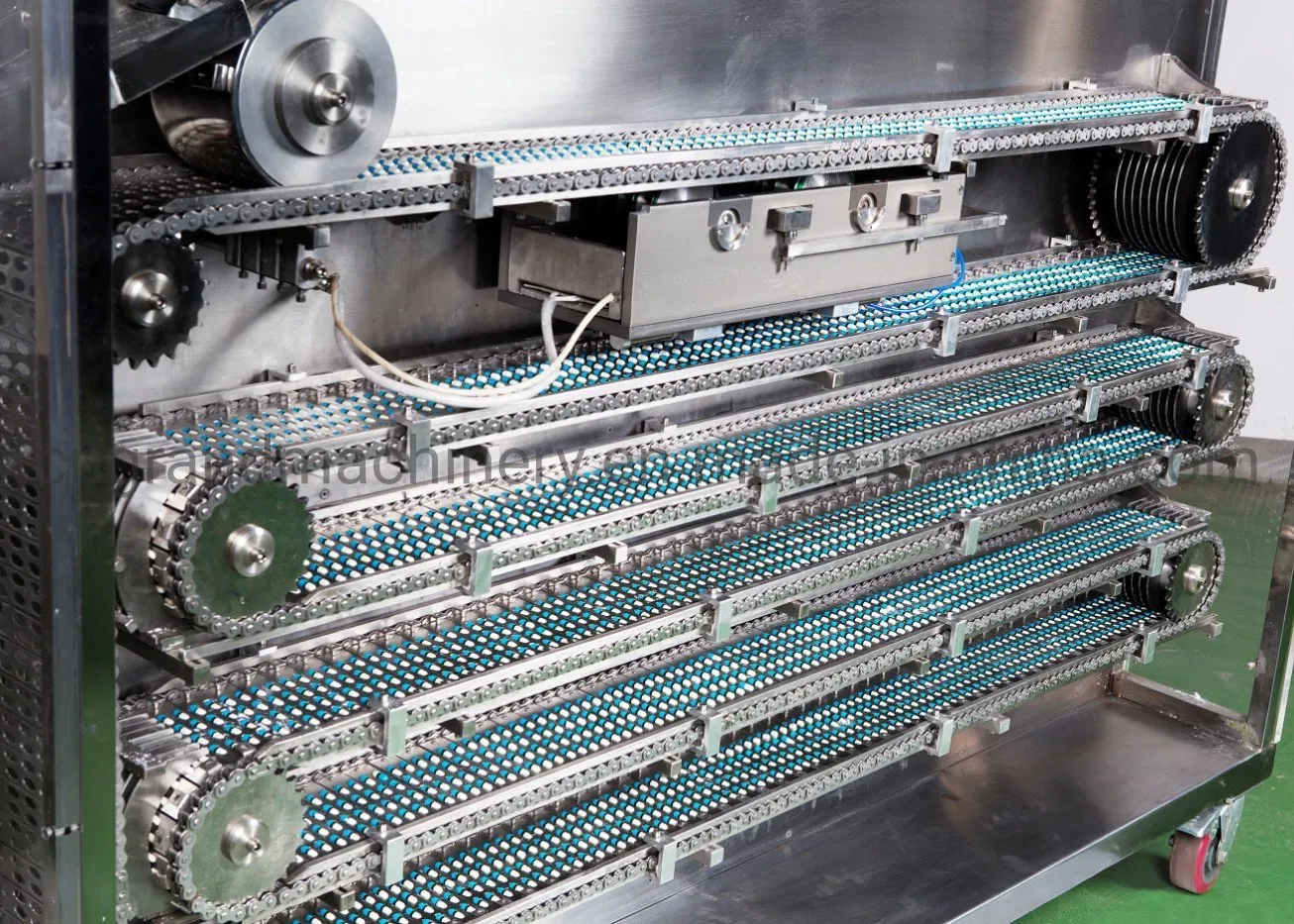 Automatic Liquid Capsule Gluing and Sealing Liquid Capsule Locking Device