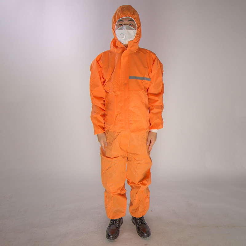 Disposable Gown Coveralls with Elastic Wrists Ankles and Hood Protective Protective Suit Clothes