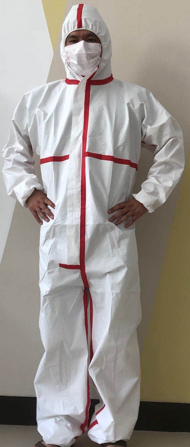 Disposable Non-Woven Coverall with Hood Waterproof Chemical Protective Cloth Clothing Coverall Suits Could Be Used in ICU Ambulance Staff