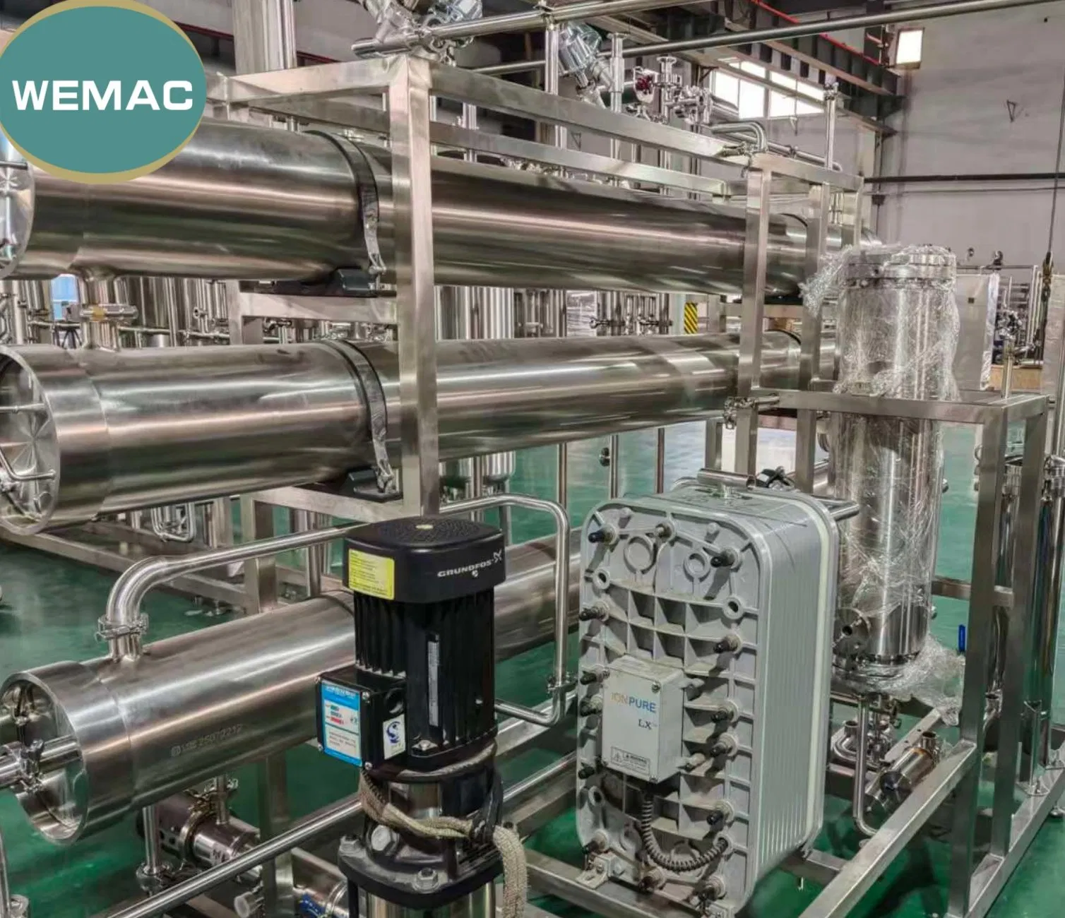 Portable Water Purification Device for Medical and Emergency Use