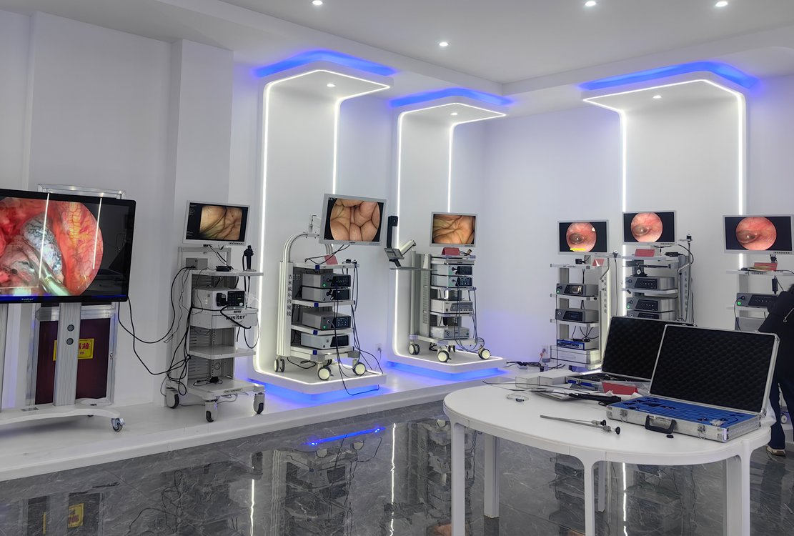 Laparoscopy Tower Surgical 4K Laparoscopic Endoscope Camera System