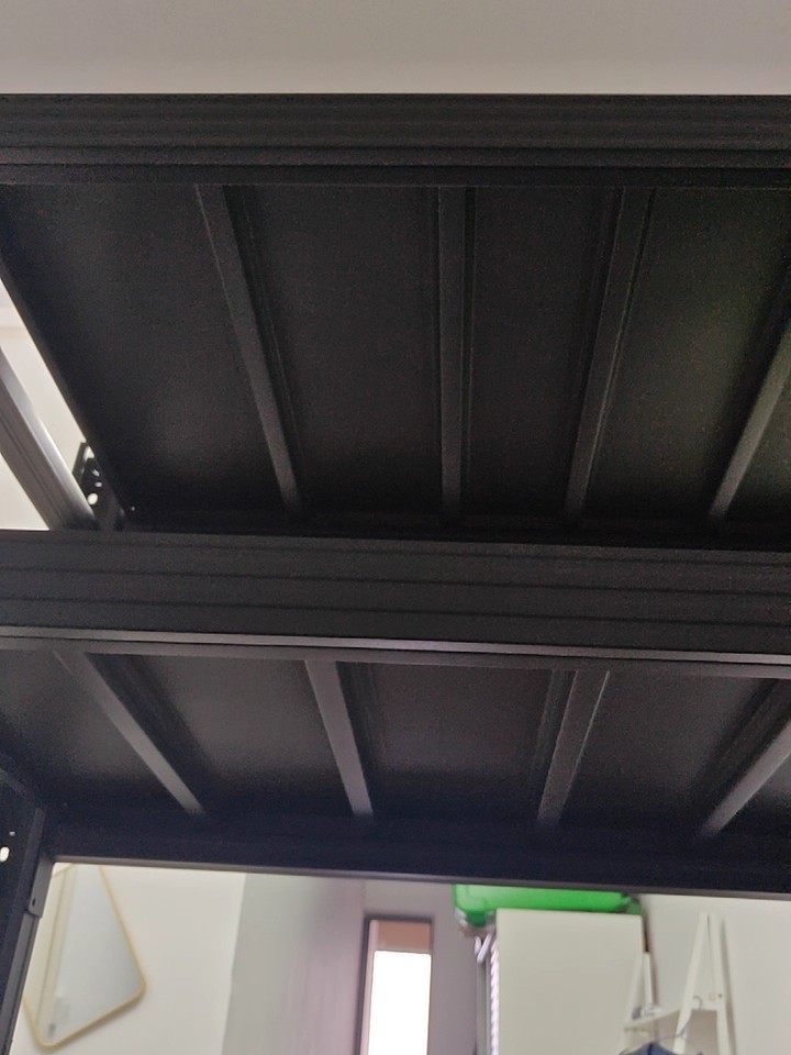 Multi-Level Steel Storage Rack Corrosion Protection Electrostatic Powder Coating 200-500kg Capacity Screw Assembly for Garage