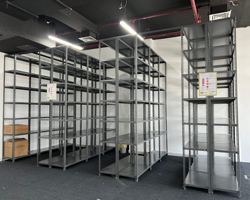 Anti-Corrosion Galvanized 5-Layer Adjustable Durable Slotted Angle Steel Warehouse Rack 100kg+ Capacity for Damp Warehouse Use