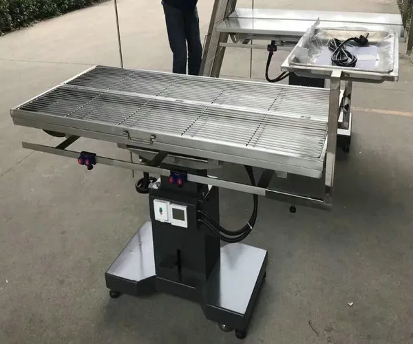 Operating Table Photo 9