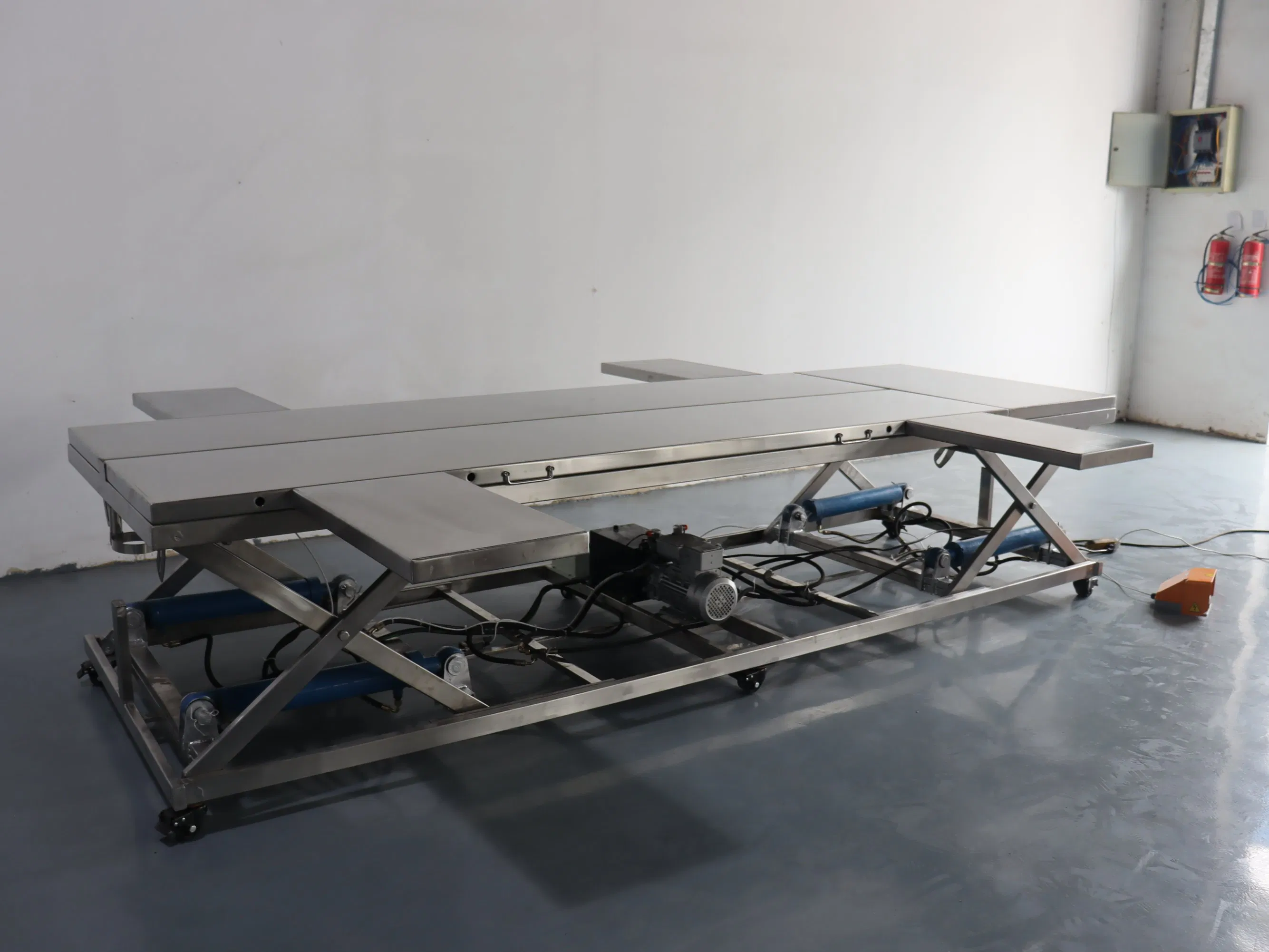 Veterinary Operating Table Electric Lifting Surgical Bed Pet Hydraulic Operation Table